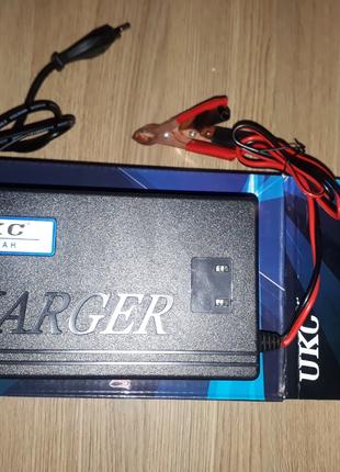 Зарядний пристрій для акумулятора UKC MA-1205 BATTERY CHARDER